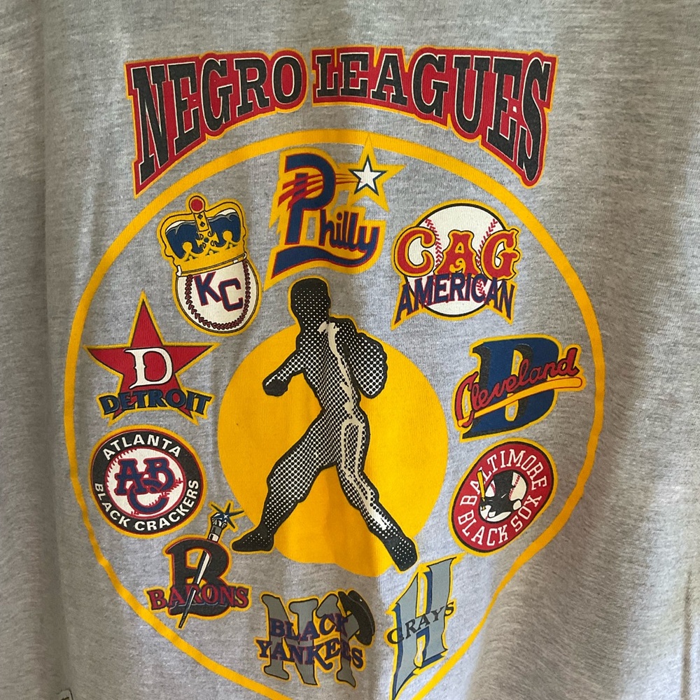 7-2026- Gray and Yellow Vintage Baseball Graphic Tee 2XL